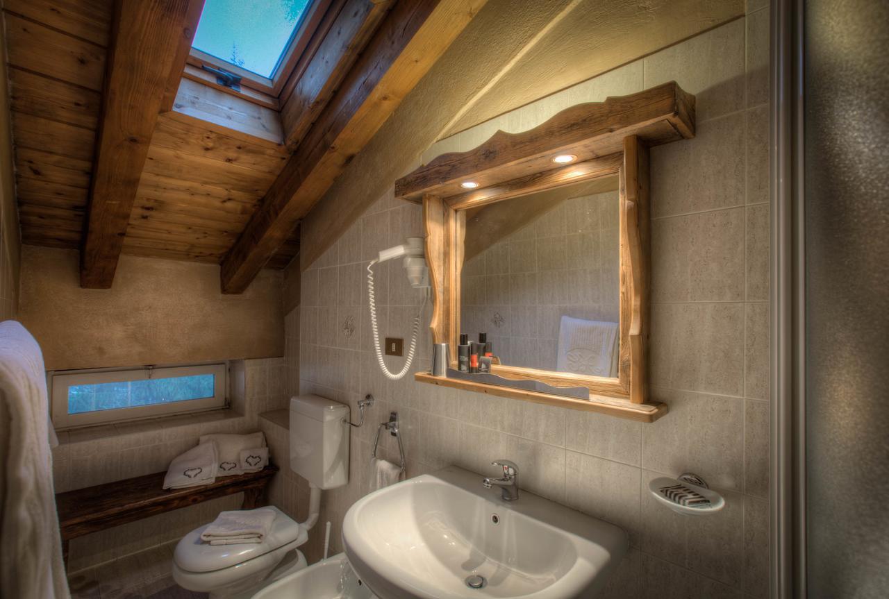 Aparthotel Checrouit